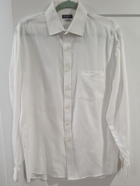 Van Heusen White Long-Sleeve Dress Shirt